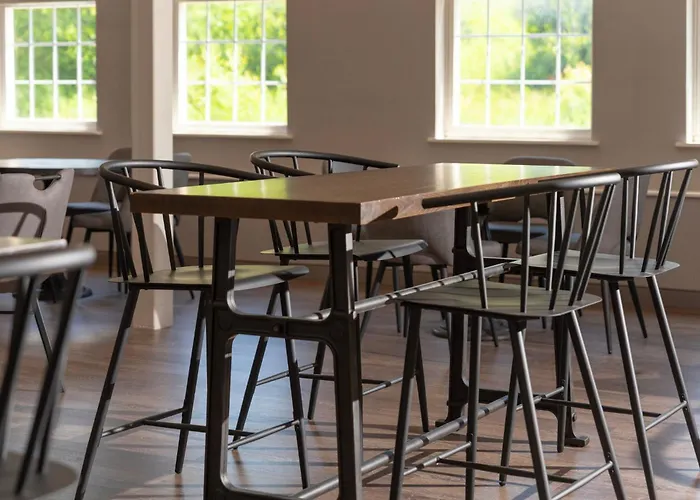 Holiday Inn Express St. Albans By Ihg